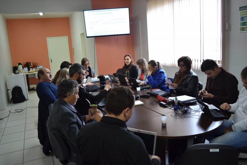 A Reunião do Codir foi realizada no Gabinete da Reitora, em Santa Maria