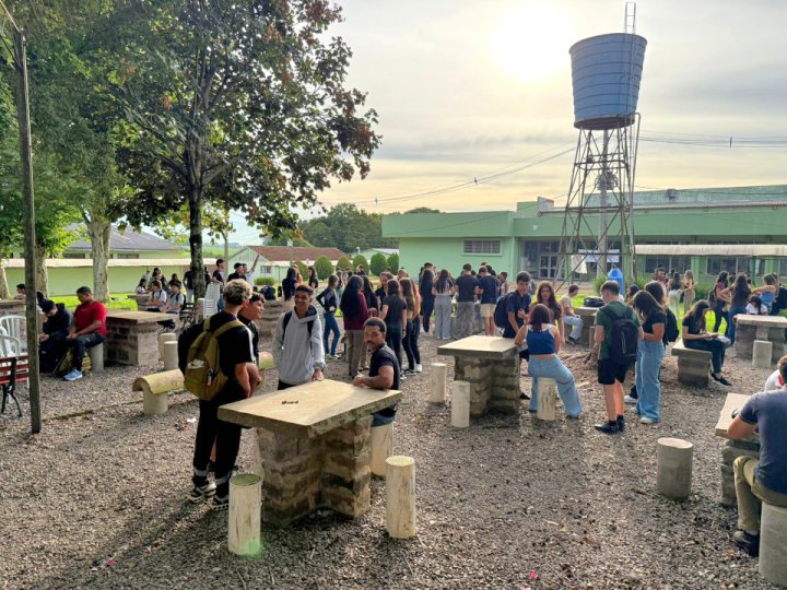 voltaàsaulasIFFar2026 JC calourosIntegrados corponotícia3