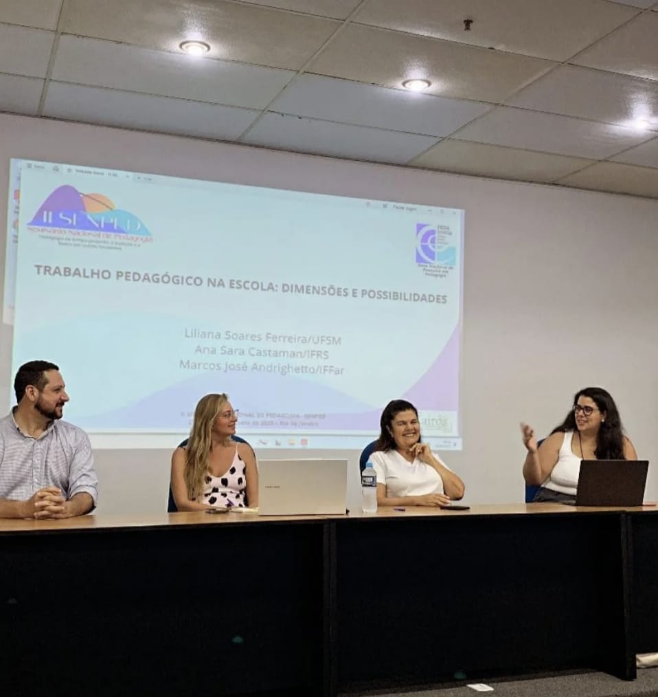 Marcos na mesa de debates