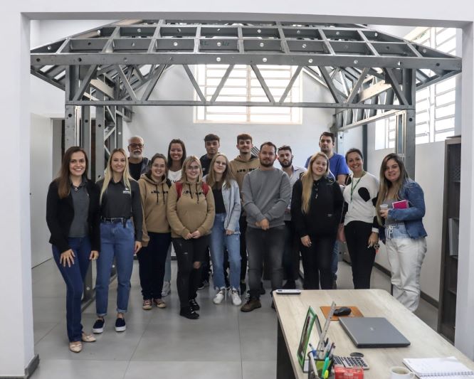 Visita técnica ArqUrb 28.04.23 2.jpg