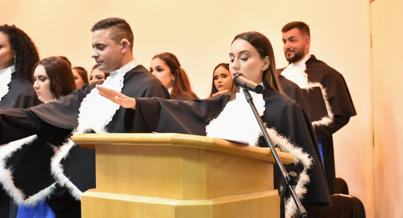 estudante juramento.png