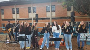 Banda IF Musical realiza apresentação alusiva ao aniversário de 33 anos do CIEP de Santo Augusto Apresentação banda no CIEP 15 06 26
