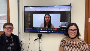 Acadêmica de Licenciatura em Ciências Biológicas cola grau em gabinete WhatsApp Image 2026 06 16 at 16.50.38