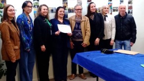 IFFar-JC inaugura LEPEPI Práticas Administrativas Novo espaço do Eixo de Gestão e Negócios busca aproximar ensino, pesquisa e extensão das práticas administrativas e das demandas da comunidade IFFar-JC inaugura LEPEPI Práticas Administrativas Novo espaço do Eixo de Gestão e…